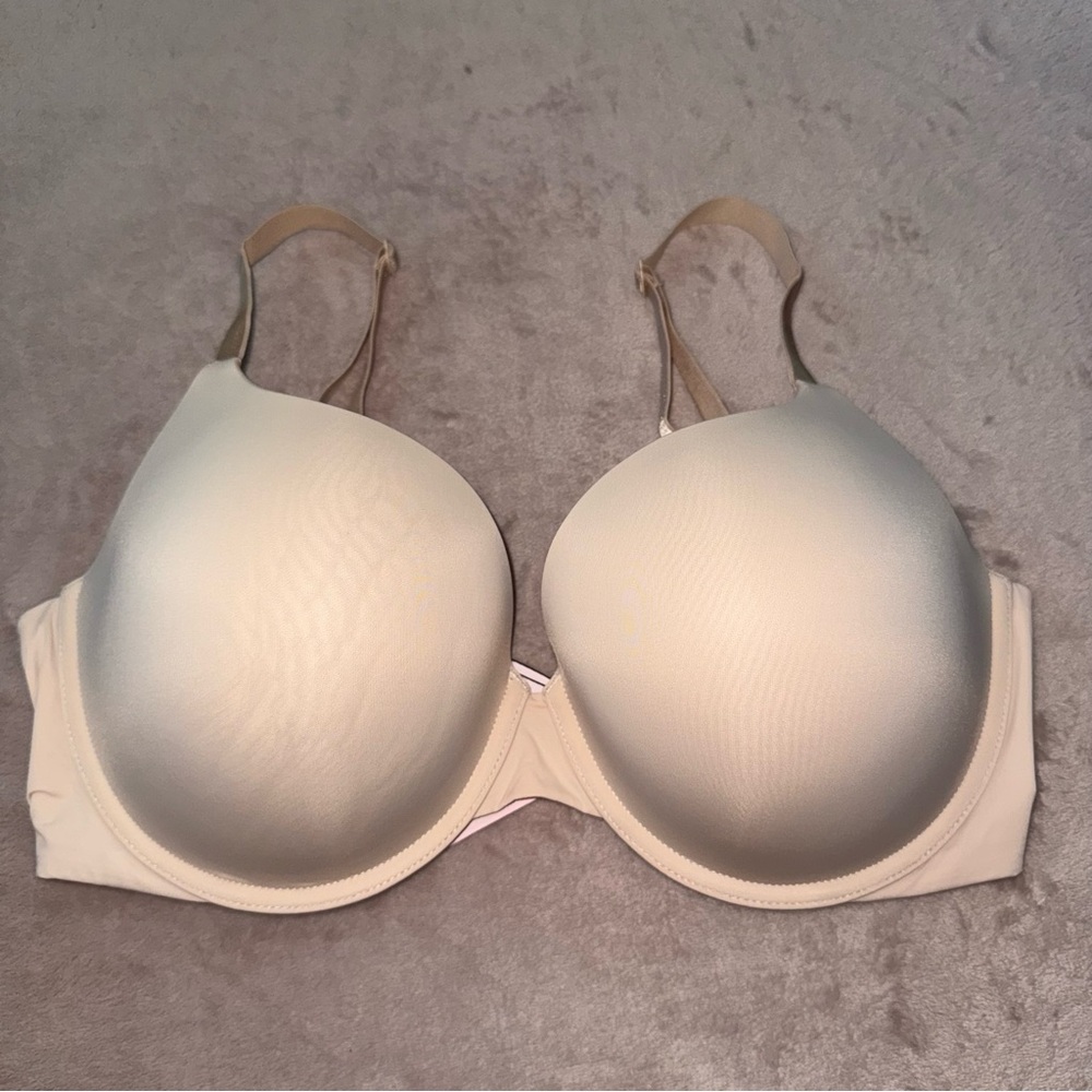 Victorias secret T-shirt push up full coverage bra size 38DD